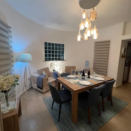 Βίλα 4 Bedroom With Pool For Families To Relax *