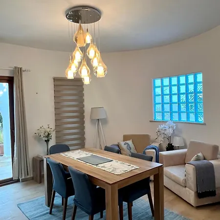 Βίλα 4 Bedroom With Pool For Families To Relax Perivolia tou Trikomou
