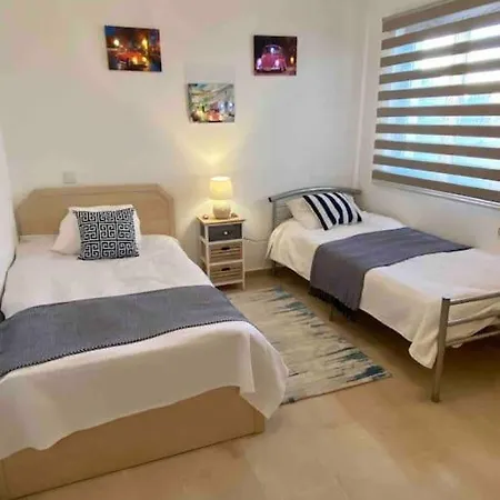 4 Bedroom With Pool For Families To Relax Βίλα Perivolia tou Trikomou