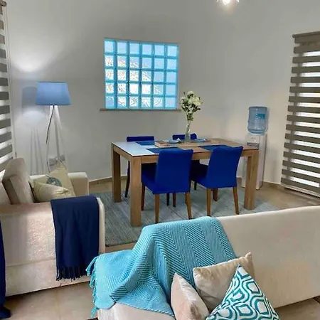 Βίλα 4 Bedroom With Pool For Families To Relax *