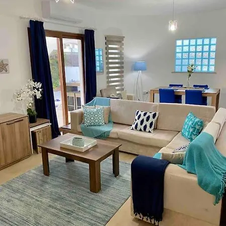4 Bedroom With Pool For Families To Relax * Perivolia tou Trikomou