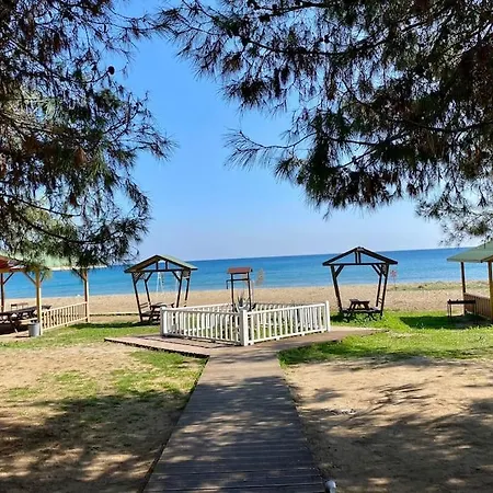 4 Bedroom With Pool For Families To Relax Βίλα Perivolia tou Trikomou