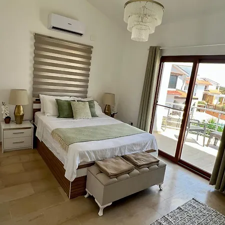 4 Bedroom With Pool For Families To Relax Villa Perivolia tou Trikomou