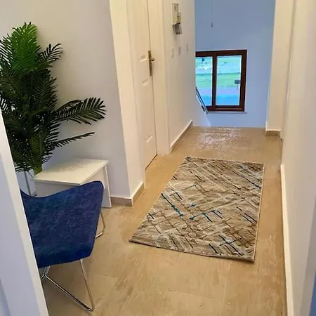 Villa 4 Bedroom With Pool For Families To Relax *
