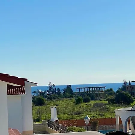 4 Bedroom With Pool For Families To Relax Villa *